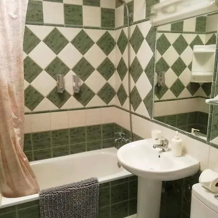 Poolside Duplex In Secure Gated Complex *